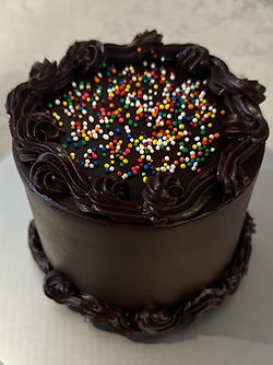 chocMinicake_edited_edited.jpg