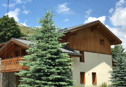 Facade Silver Chalet - Eté