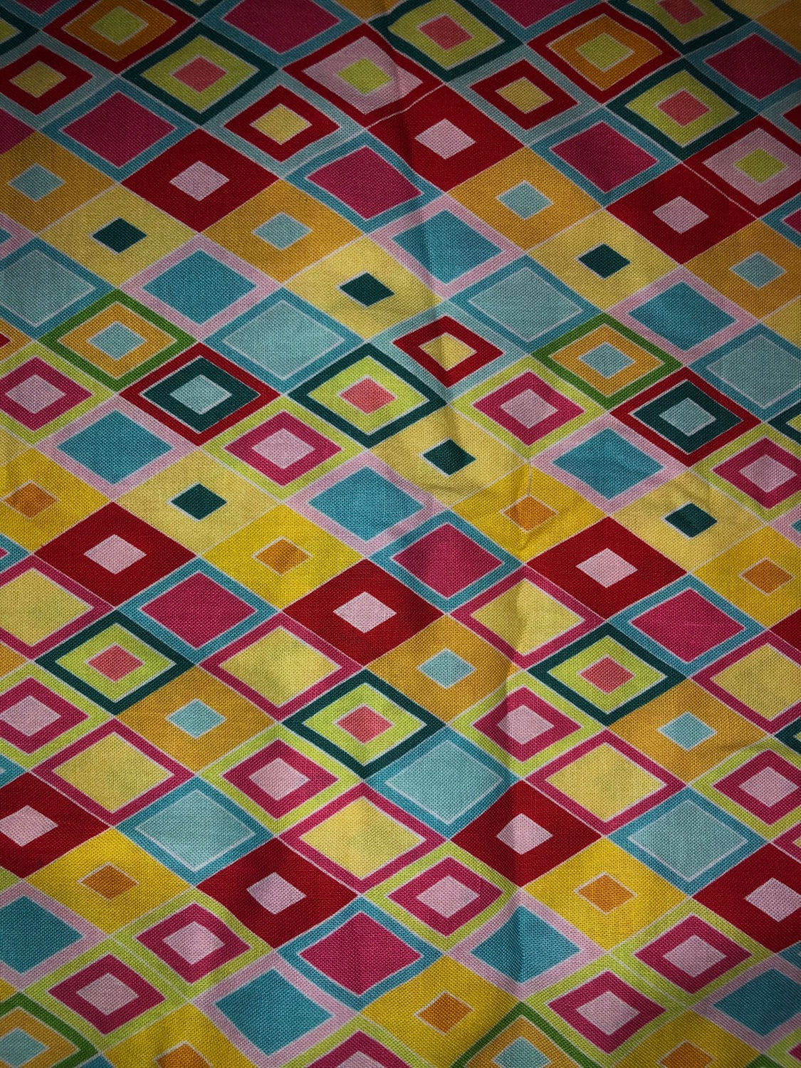 Multicolor diamonds 
