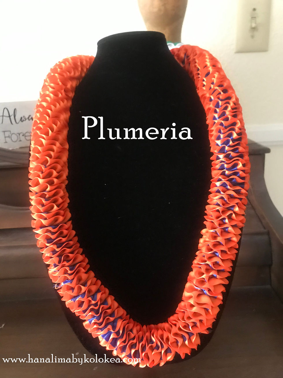 Thumbnail: Plumeria Lei