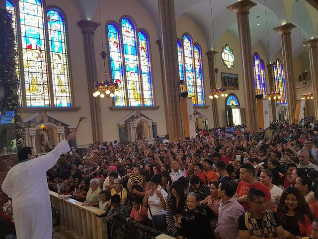 Miles de feligreses participan en aniversario de la Virgen de Suyapa