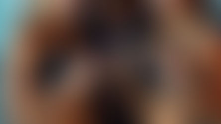 SPORTSWEAR AND SHARP FINGERNAILS: STYLE MEETS DURABILITY