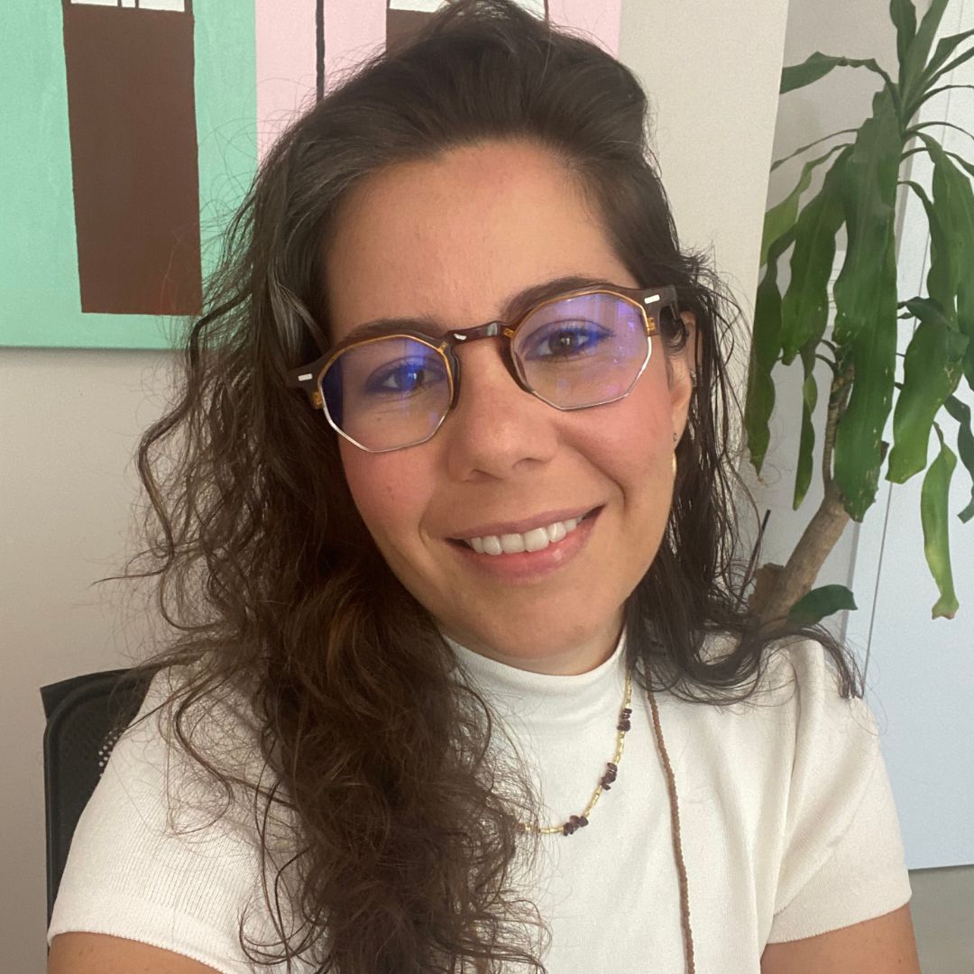 Laura Seabra Peçanha.jpg