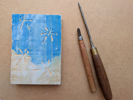 גילוף בעץ באמצעות מפסלת