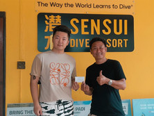 A newly certified PADI Open Water Diver
