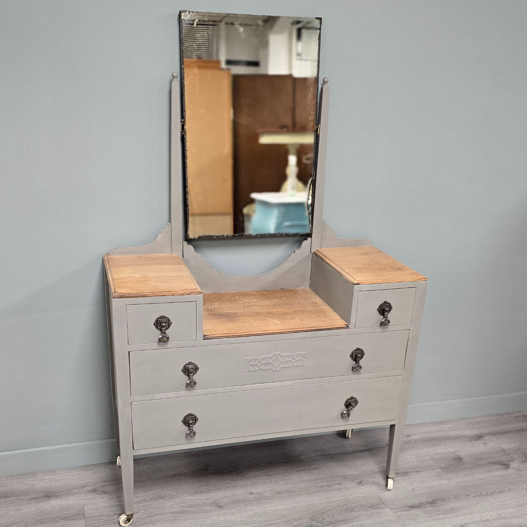 French Linen Grey Dressing Table with mirror