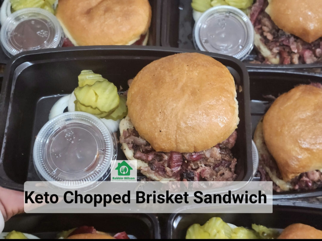 Keto Brisket Sandwich w/ Keto Broccoli Rice Casserole 516 cal, 7g nc