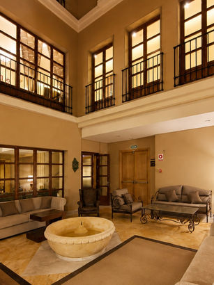 Hotel Casa Consistorial Fuengirola reception