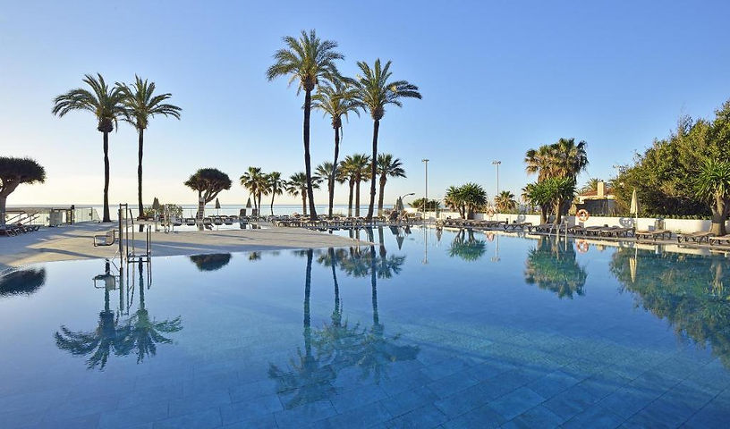 hotel-ocean-house-pool-torremolinos.jpg