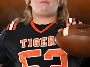 📣🏈SENIOR SPOTLIGHT | Biddeford High School Tigers FOOTBALL