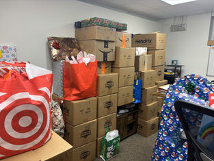 📰BIDDEFORD | Biddeford Saco Rotary Club’s Adopt-A-Family Program Brings Holiday Joy to 200 Local Children