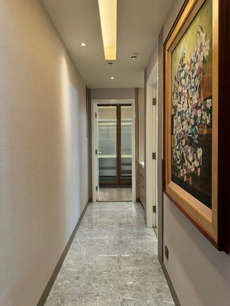 Hallway to Bedrooms