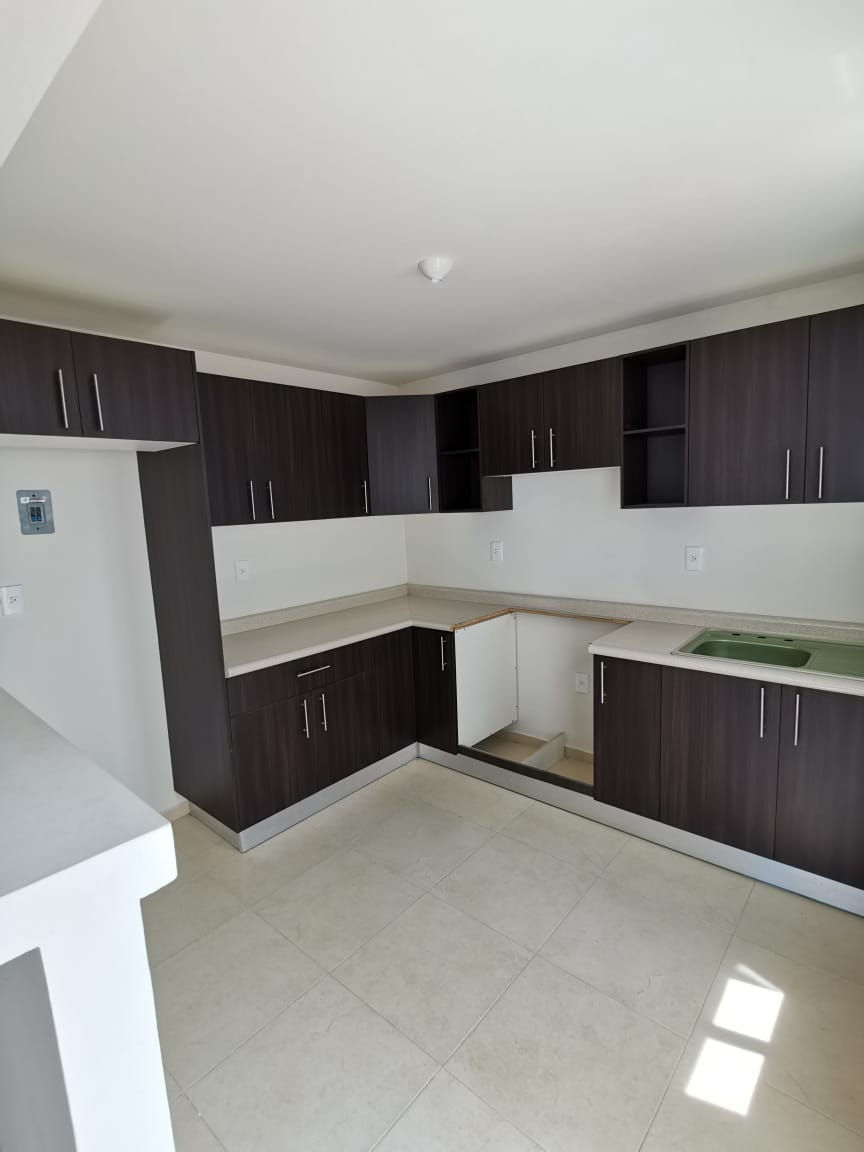 Miniatura: CASA EN VENTA, ARBOLEDAS DE SANTA MATILDE