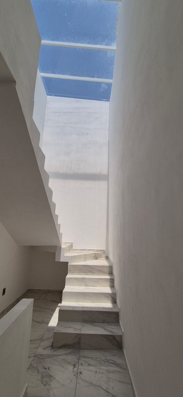 Miniatura: CASA EN RENTA EN OASIS RESIDENCIAL AL SUR DE PACHUCA