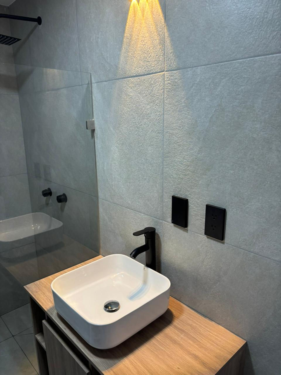 Miniatura: CASA EN VENTA EN RESIDENCIAL PUNTA PONIENTE