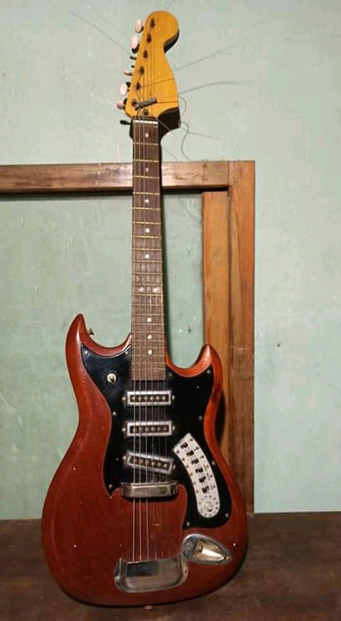Guitarra Hagstrom Faim