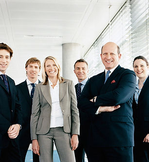 Un equipo de abogados confiables y eficientes