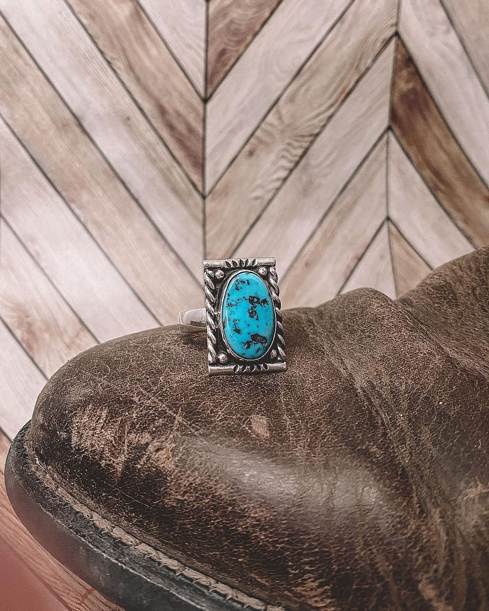 Thumbnail: Rectangle Turquoise Ring with Rope Detail