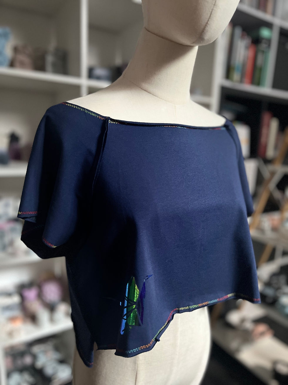 Прев'ю: BLUE T-SHIRT TOP  HOLOGRAPHIC ORIGAMI