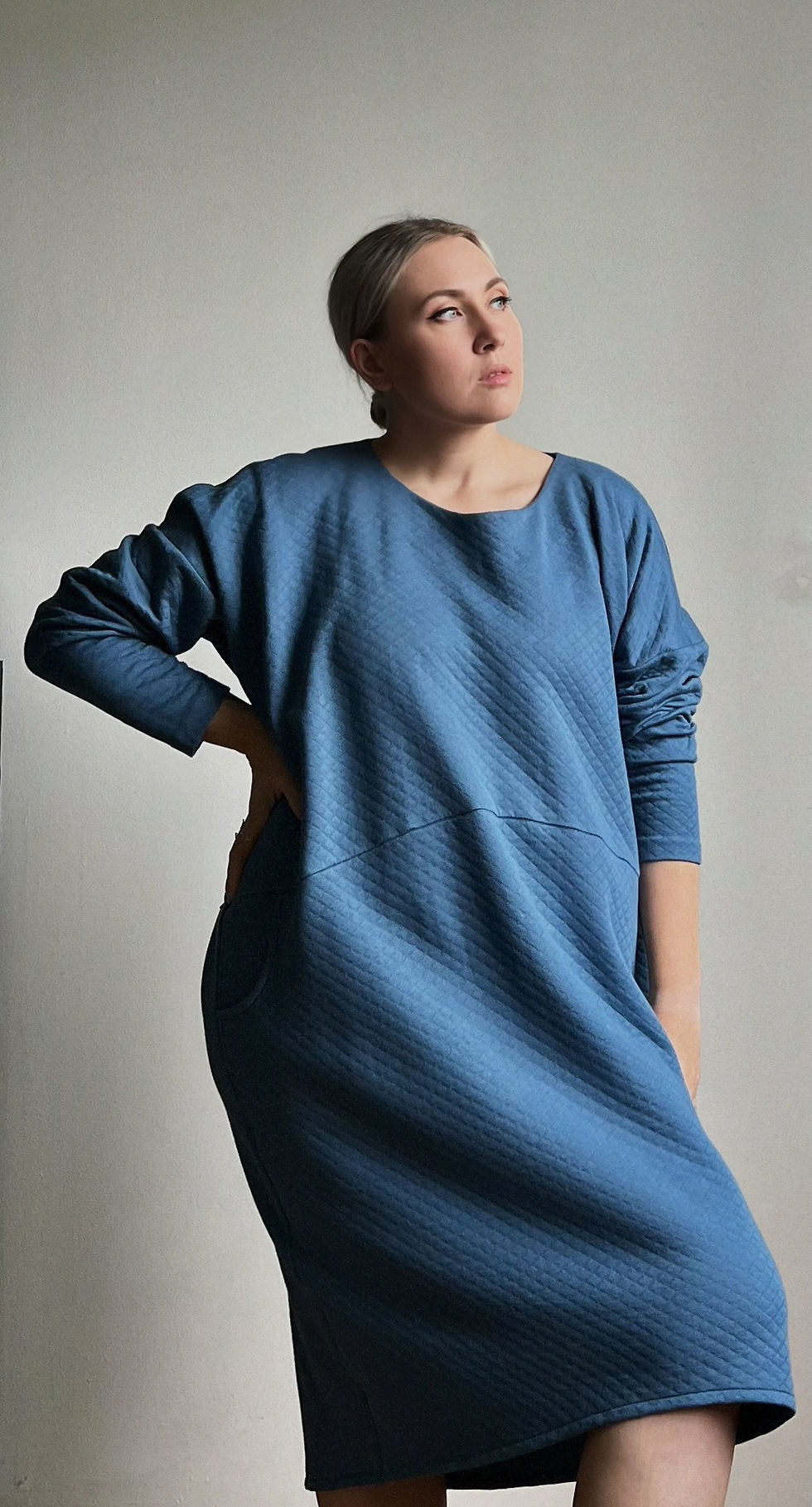 Прев'ю: БЛАКИТНА СТЬОБАНА СУКНЯ