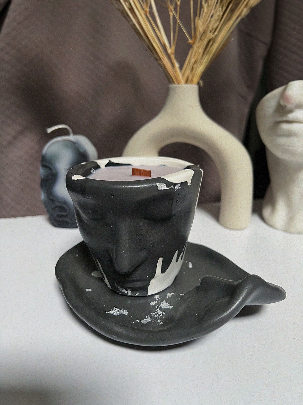 Thumbnail: FACE SCENTED CANDLE SET CUP AND PLATE 