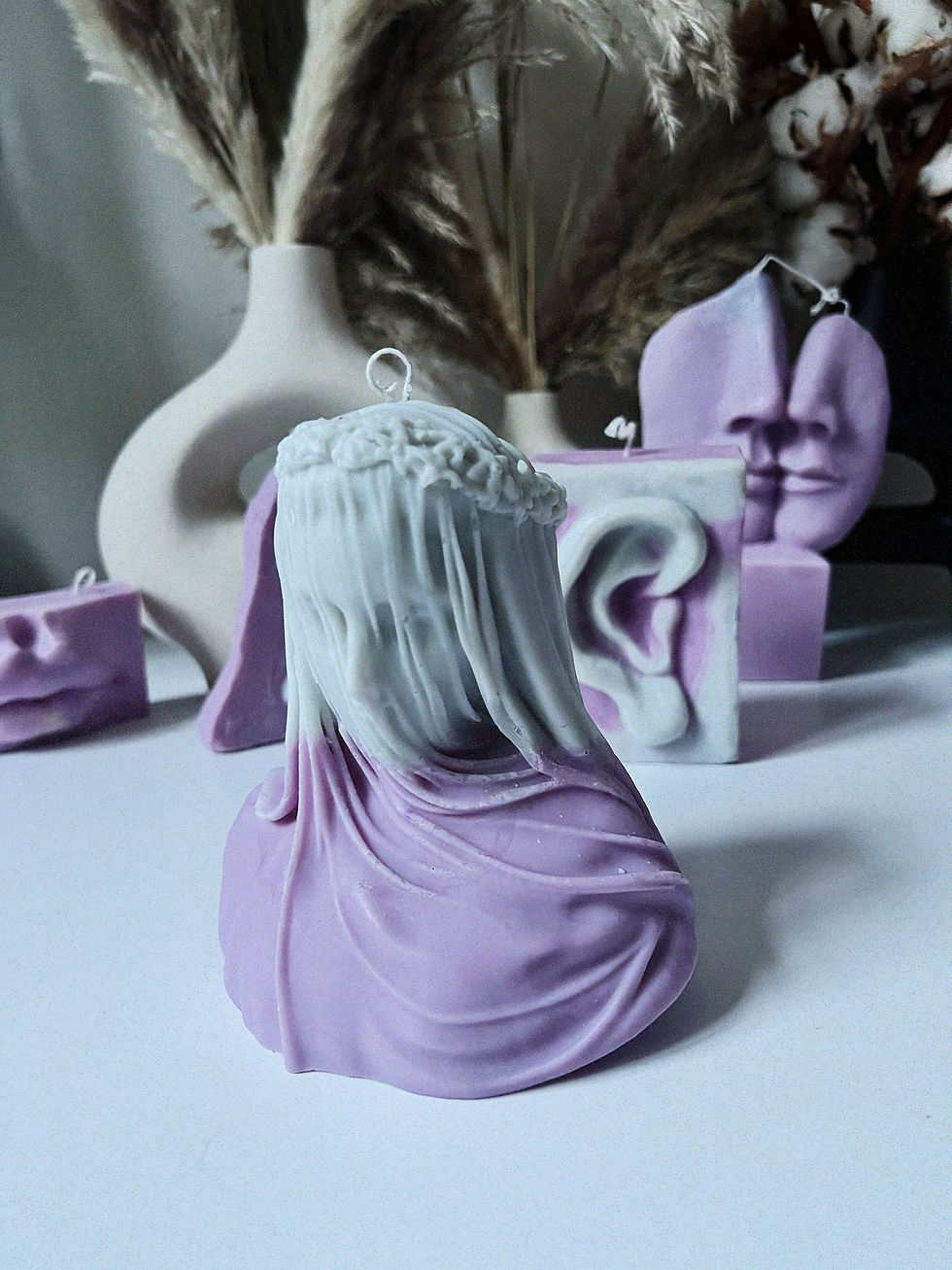 Прев'ю: VAILED LADY BIG GRADIENT CANDLE SOY-COCONUT WAX