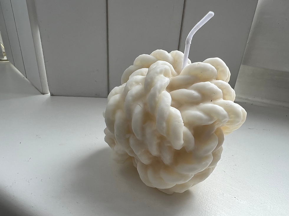Thumbnail: KNOT SCENTED CANDLE SOY AND BEE WAX