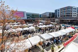 URBN Market - Art Blooms