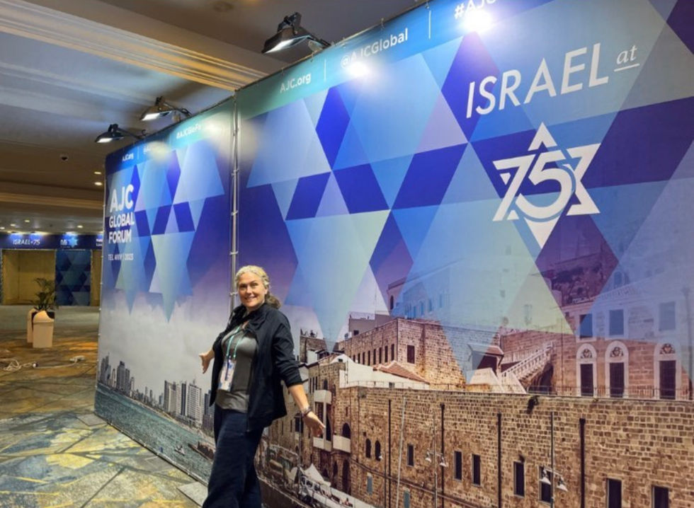 AJCGloFo23_47