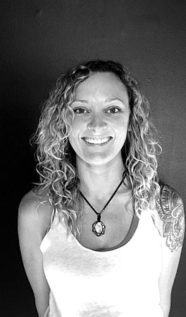 About Us | Noosa Yoga | Downward Dog Hot Yoga | Noosa Marina