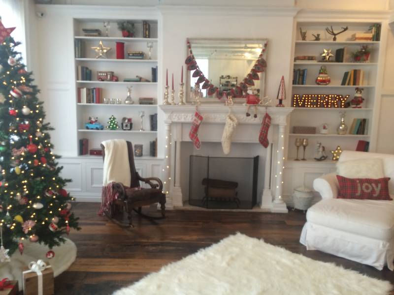 CHRISTMAS IN JULY HOLIDAY PREVIEW