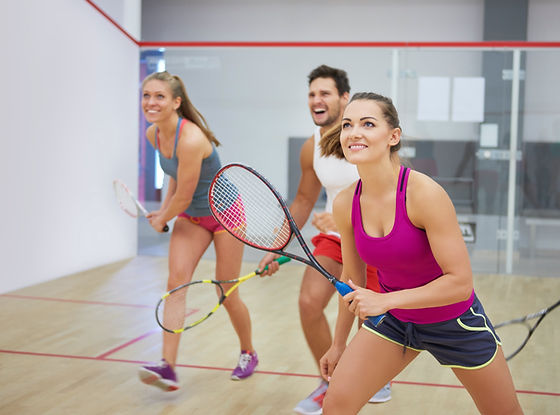 squash, clases squash, diversión, amigos, coach squash, raquetas