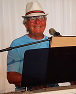 Thomas liten.jpg