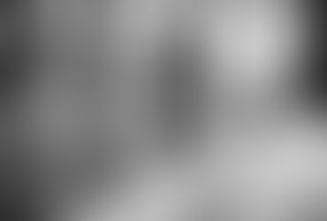 Controlling acoustic comfort in a spa environment