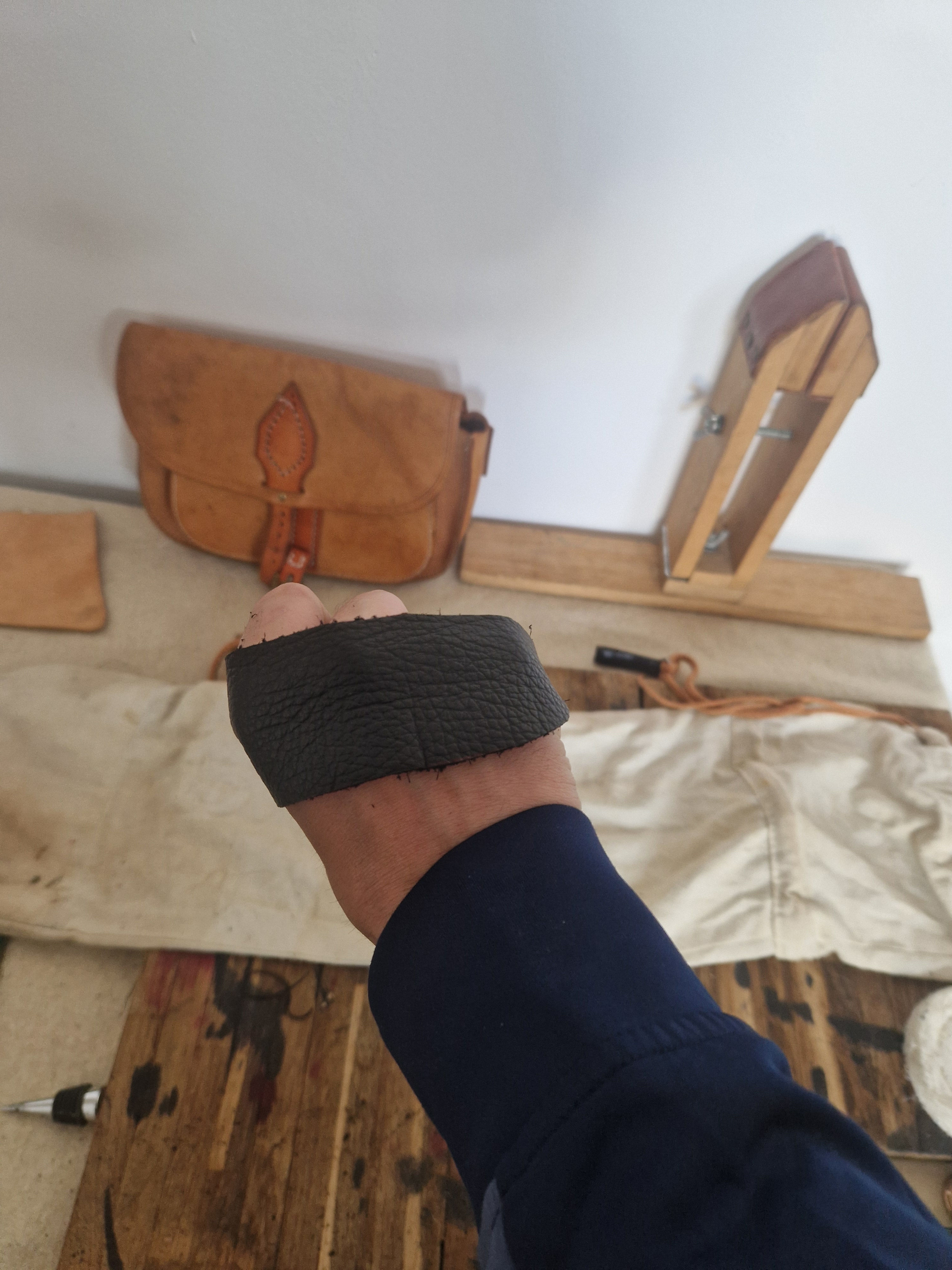 basic leather hand guard for archery and longbow shooting