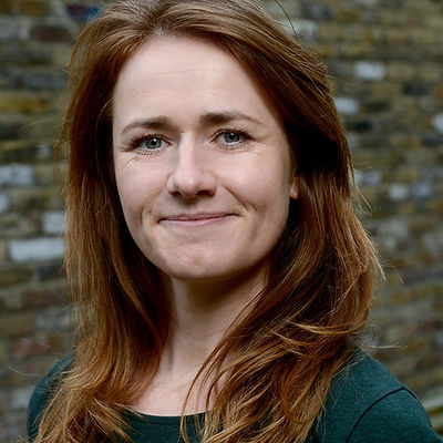 Andie Headshot 0770a web_edited.jpg