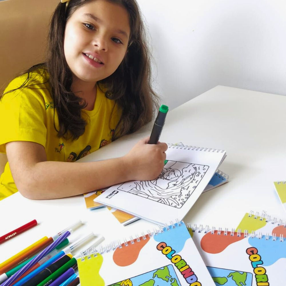 Colorindo com Jesus – A Vida de Jesus e o Plano da Salvação para Colorir