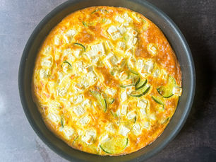 Mücver Tadında Kabaklı ve Beyaz Peynirli Frittata (Fırında Kabaklı Omlet)