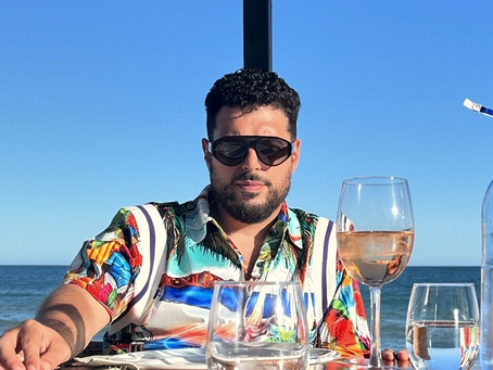 Solarrio hacer sonar  NLF  ft. Holland Izz: una odisea funk/rap retrofuturista