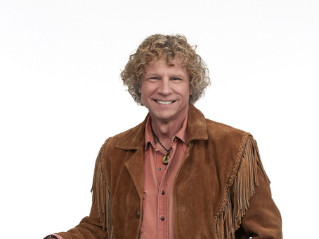 Jimmy Mallia nos comparte parte de su recorrido hacia la sobriedad con Hey Hey 