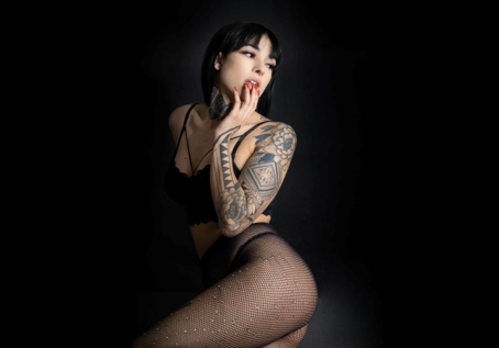 Black Lady da una dec;laracion de fuerza y autenticidad con  Come sto