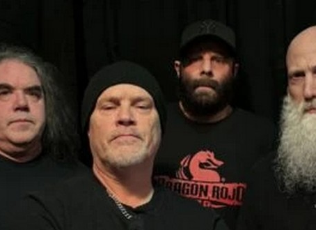 Blood Feast sigue haciendo crecer su leyenda en el thrash metal con su nuevo disco Infinite Evolution