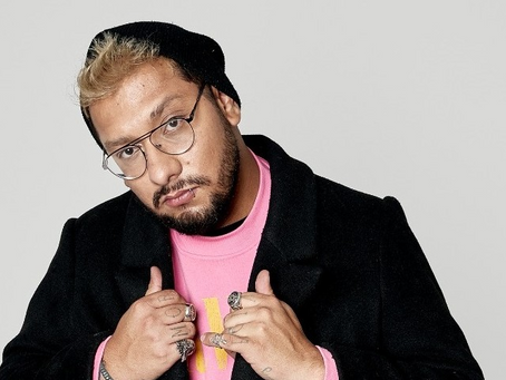 Punto y Coma : El debut esperado de El Chivato su folk pop