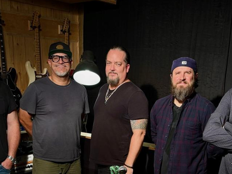 Mike Freund estrena I Came For You: un grito sincero de devocion y deseo con un sonido unico