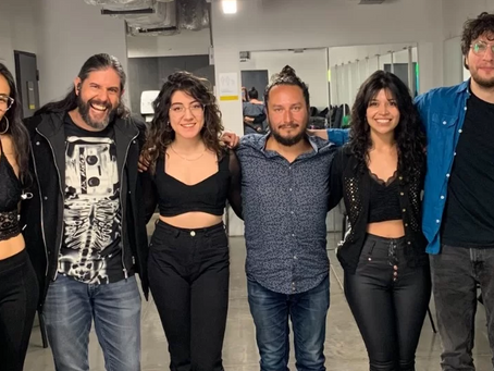Gigante: Fusionando el Corazón del Rock con el Alma Colombiana