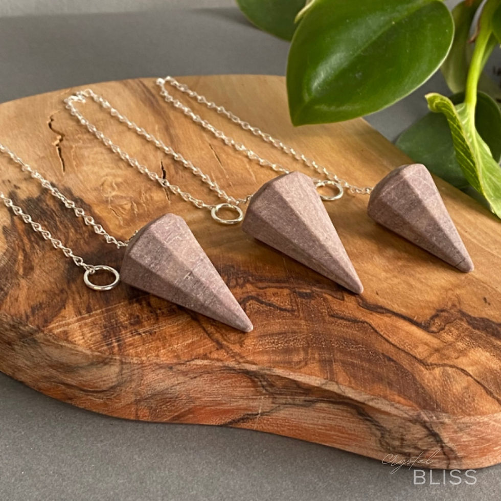 Thumbnail: Catlanite Pendulum