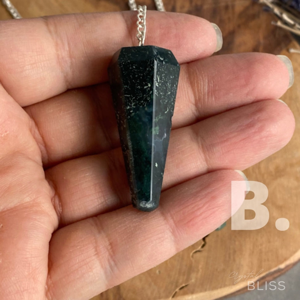 Thumbnail: Moss Agate Pendulum