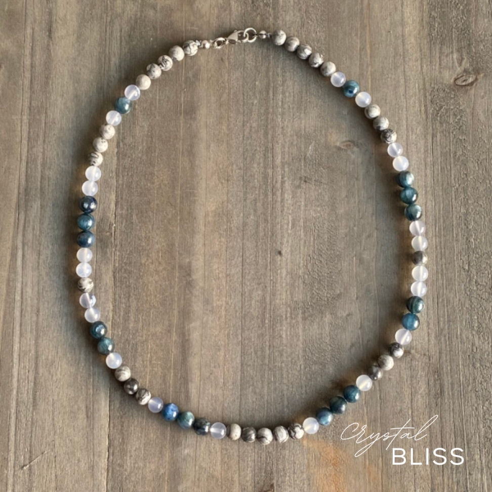 The Singer's Necklace