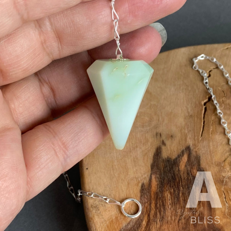 Thumbnail: Chrysoprase Pendulum