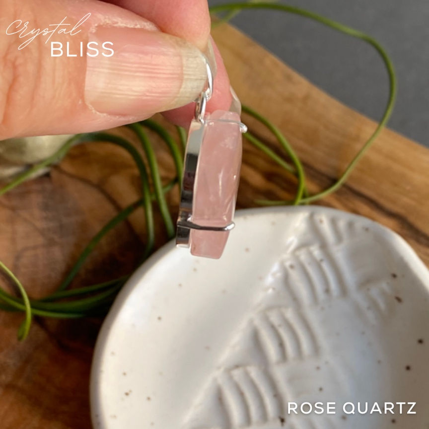 Thumbnail: Rose Quartz Cloud Pendant #9